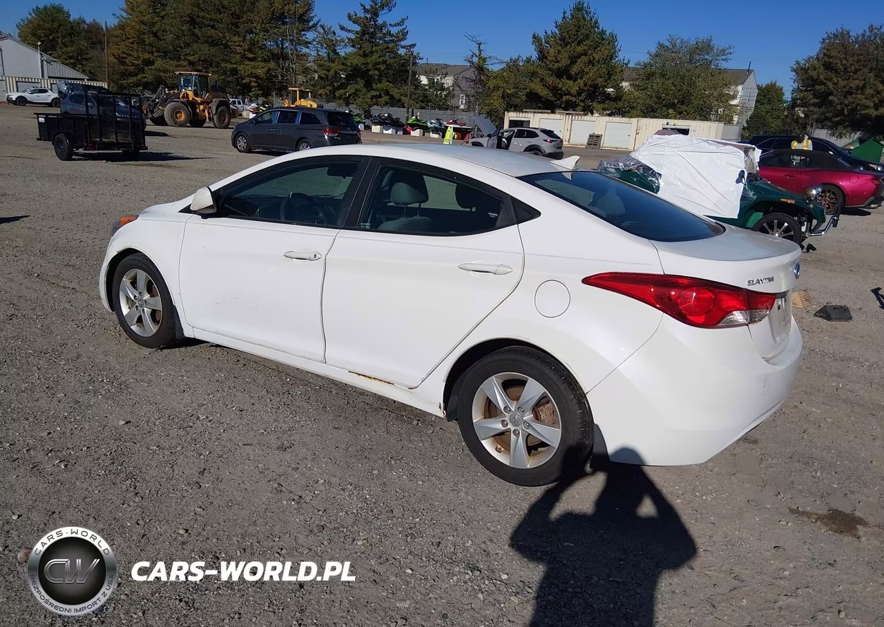 2013 Hyundai Elantra Gls VIN:5NPDH4AE7DH436493 - 3
