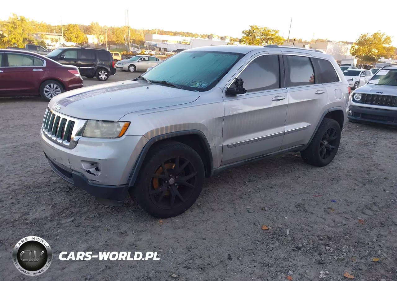 2011 Jeep Grand Cherokee Laredo VIN:1J4RR4GG4BC544262 - 2