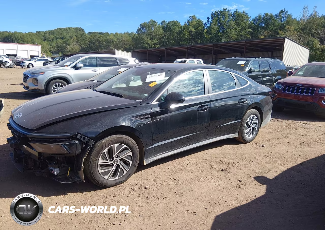 2026 Hyundai Sonata Hybrid Blue VIN:KMHL24JJ8TA146078 - 15
