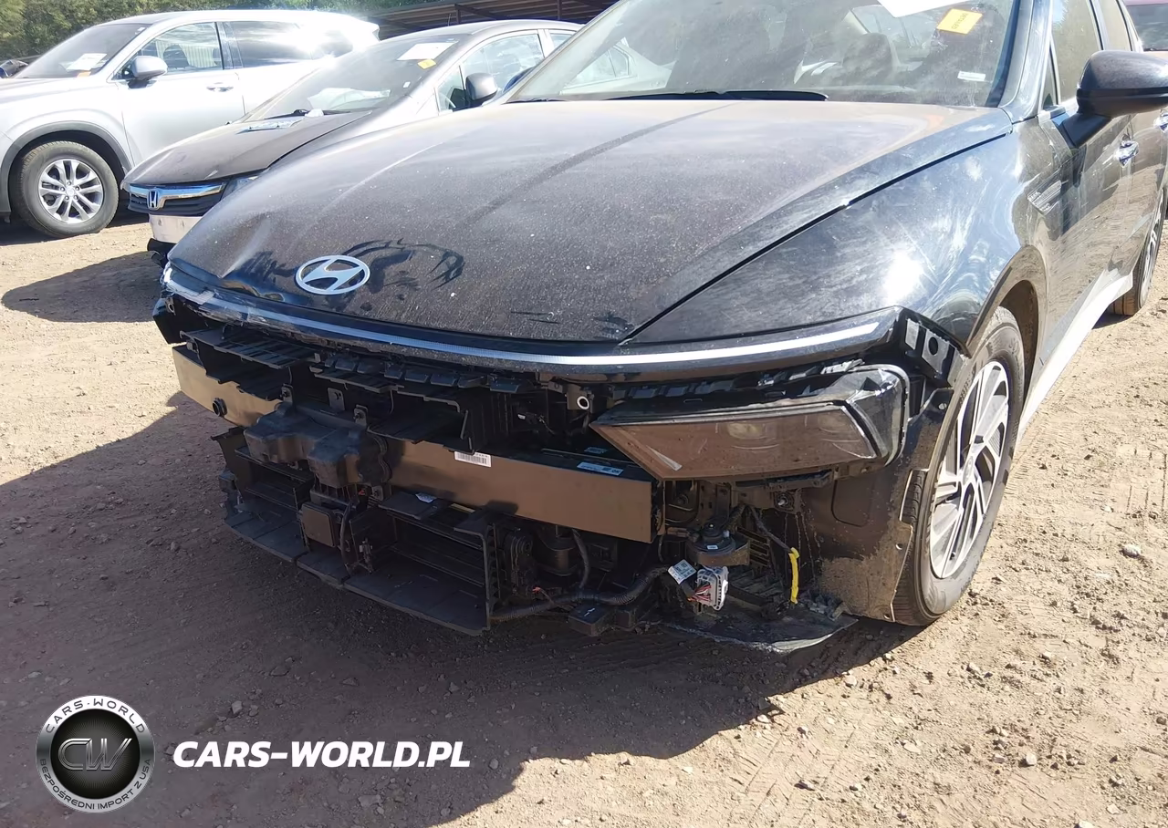 2026 Hyundai Sonata Hybrid Blue VIN:KMHL24JJ8TA146078 - 18