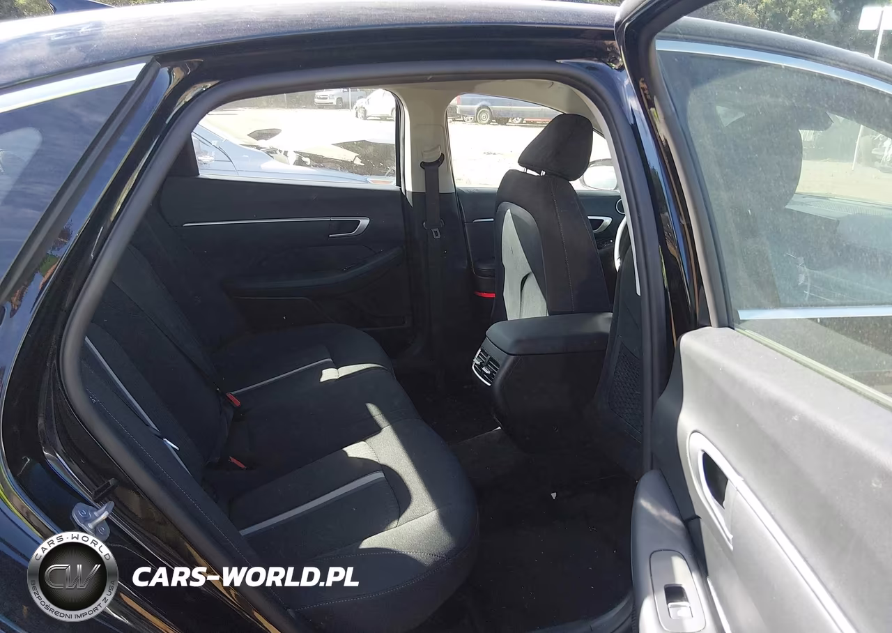 2026 Hyundai Sonata Hybrid Blue VIN:KMHL24JJ8TA146078 - 8