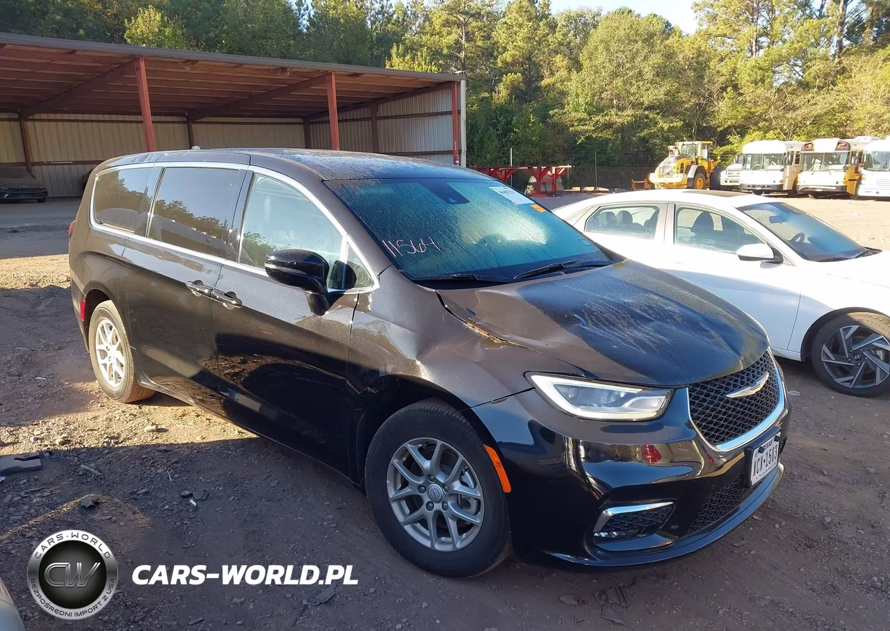 2026 Chrysler Pacifica Select