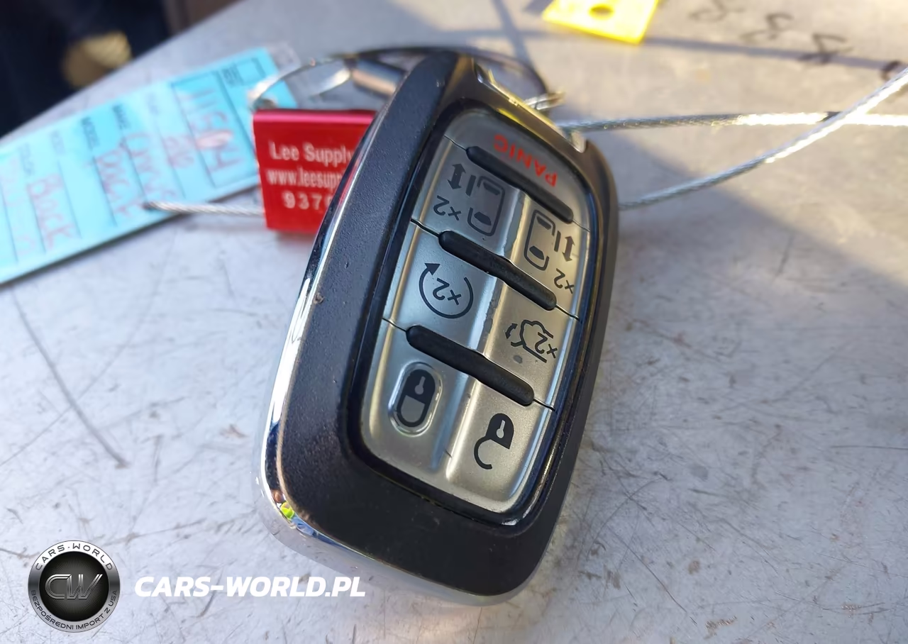 2026 Chrysler Pacifica Select VIN:2C4RC1BG7TR155203 - 11