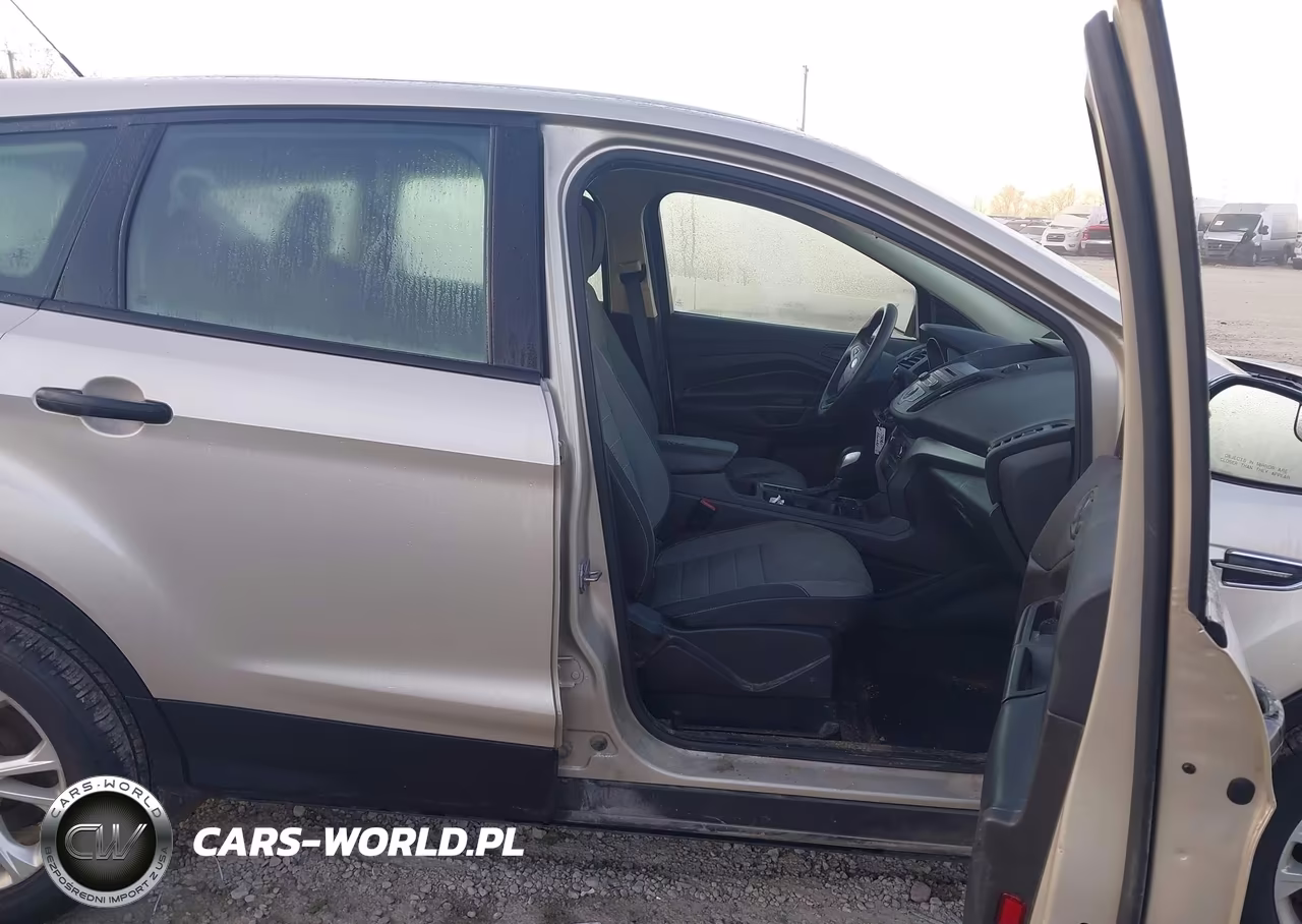 2018 Ford Escape S VIN:1FMCU0F7XJUB22876 - 5