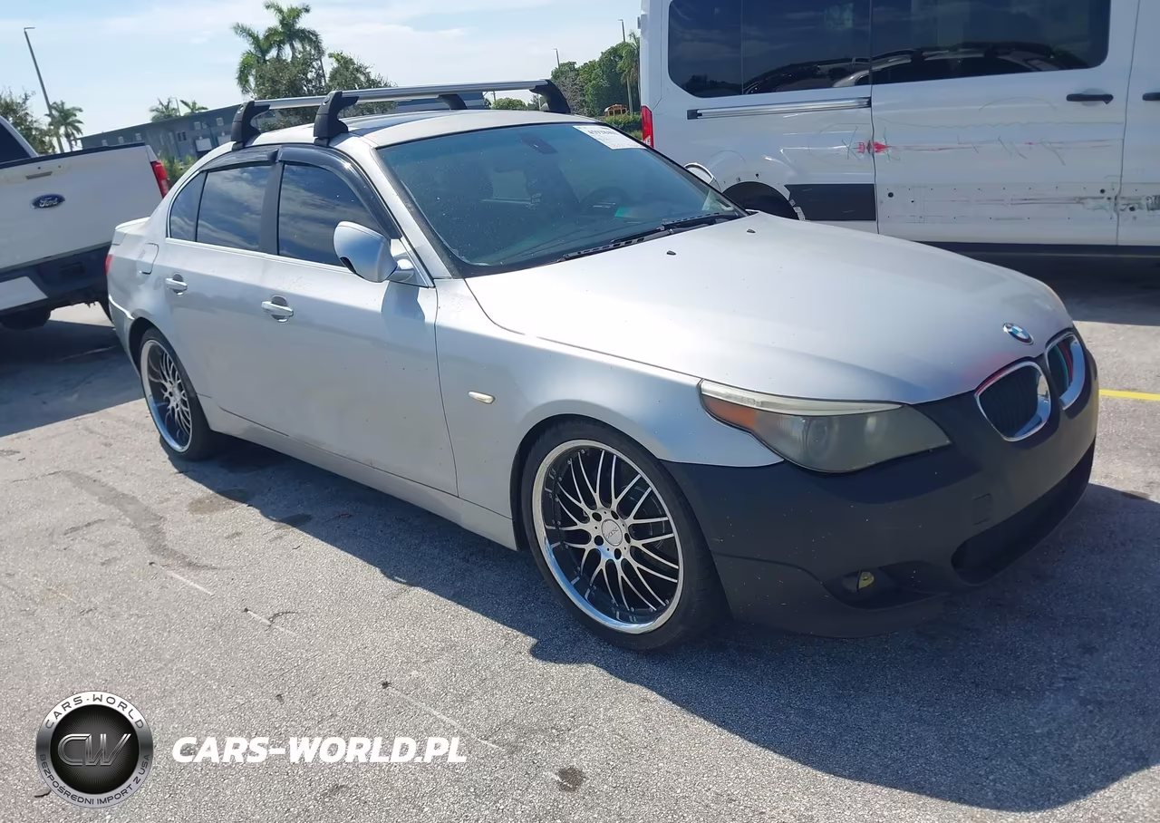 2005 BMW 530I