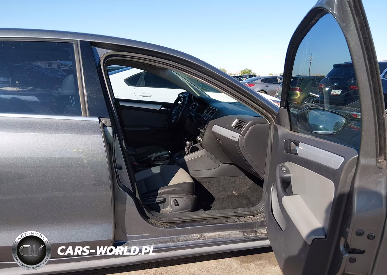 2013 Volkswagen Jetta Hybrid Sel VIN:3VW637AJ4DM303395 - 5