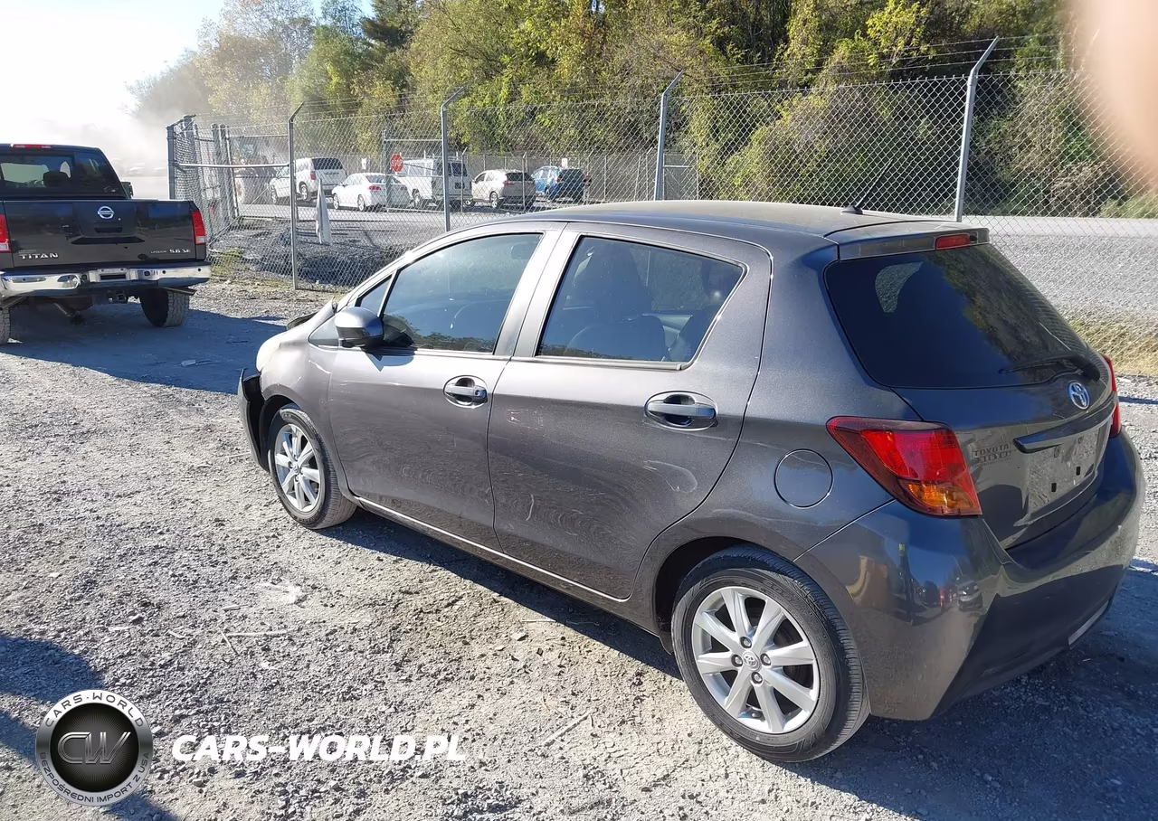 2015 Toyota Yaris Le VIN:VNKKTUD34FA036621 - 3