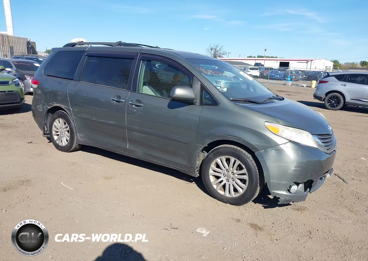 2011 Toyota Sienna Xle V6