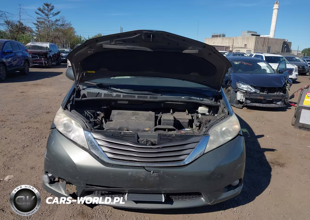 2011 Toyota Sienna Xle V6 VIN:5TDYK3DC6BS127032 - 10