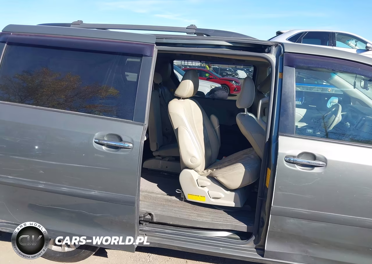 2011 Toyota Sienna Xle V6 VIN:5TDYK3DC6BS127032 - 8