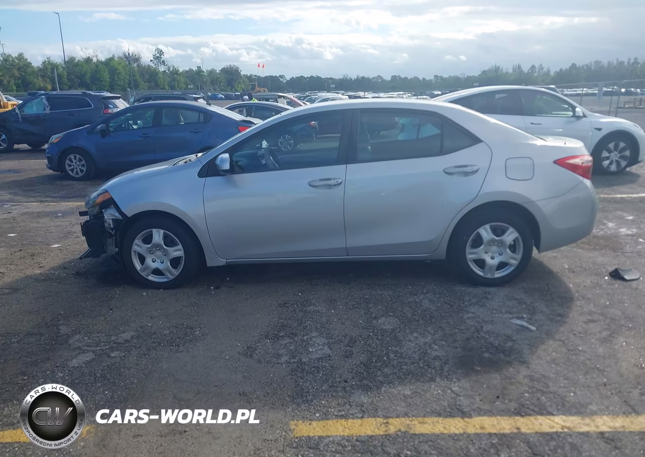 2019 Toyota Corolla Le VIN:5YFBURHE9KP885406 - 14