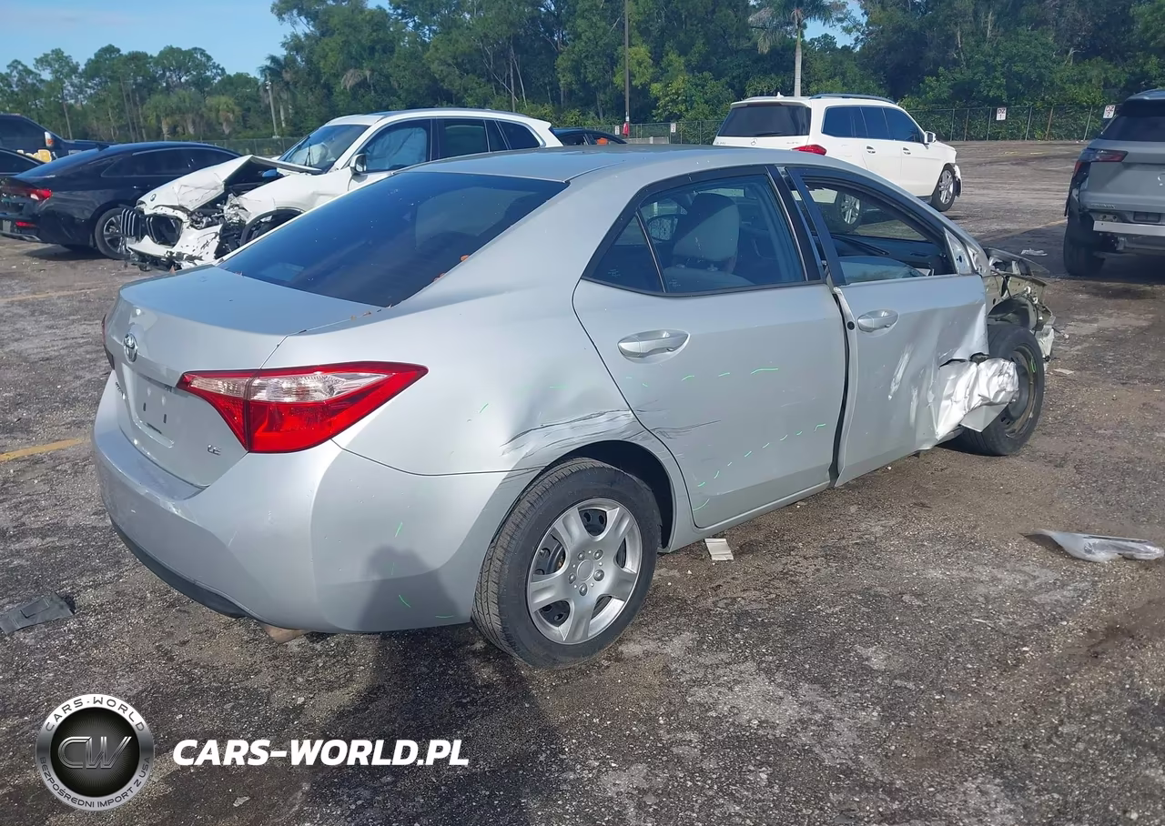 2019 Toyota Corolla Le VIN:5YFBURHE9KP885406 - 4