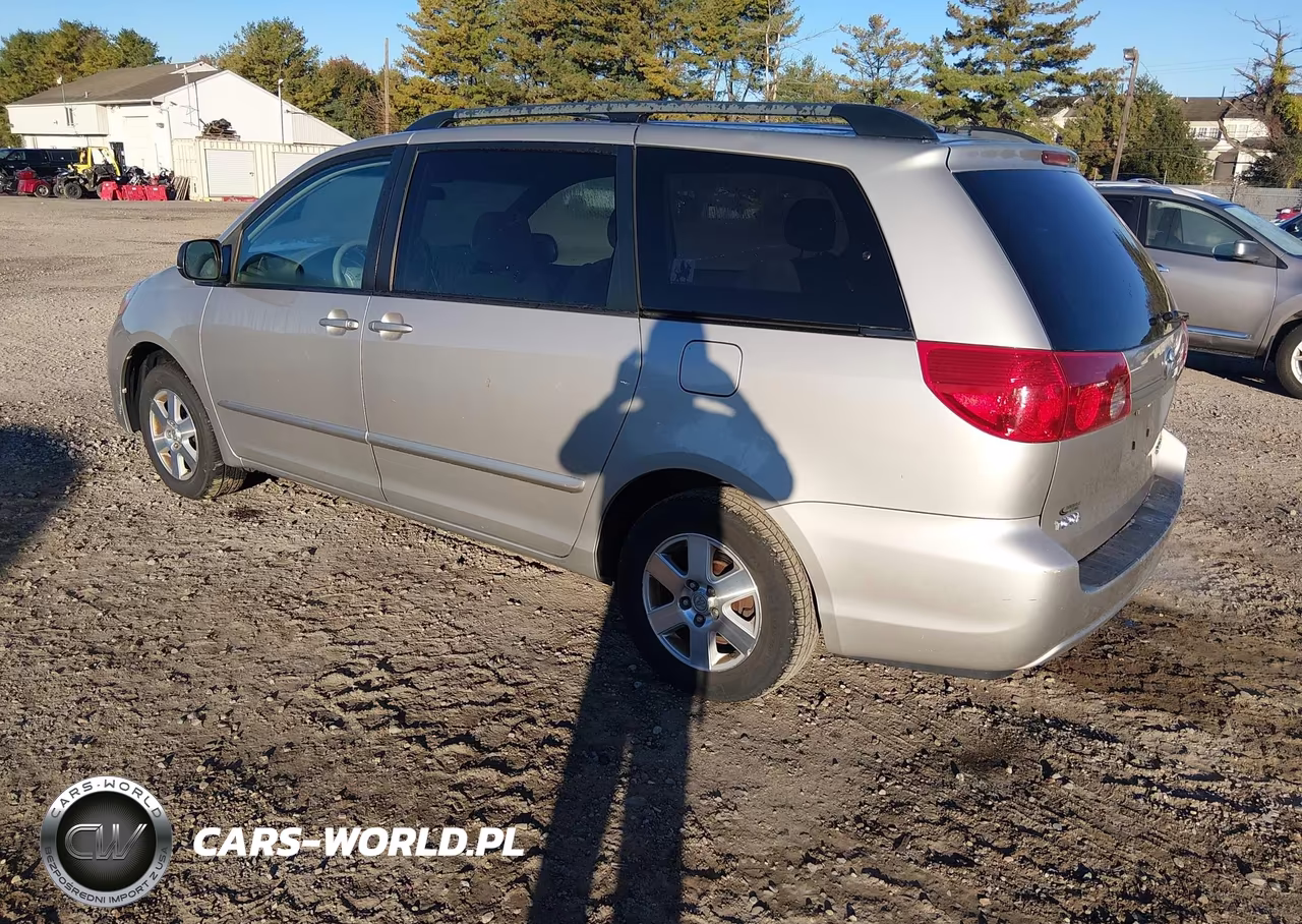 2006 Toyota Sienna Le VIN:5TDZA23CX6S460441 - 3