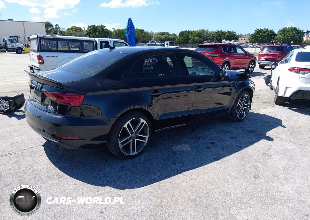 2018 Audi A3 2.0T Premium-2.0T Tech Premium VIN:WAUB8GFF6J1011809 - 4