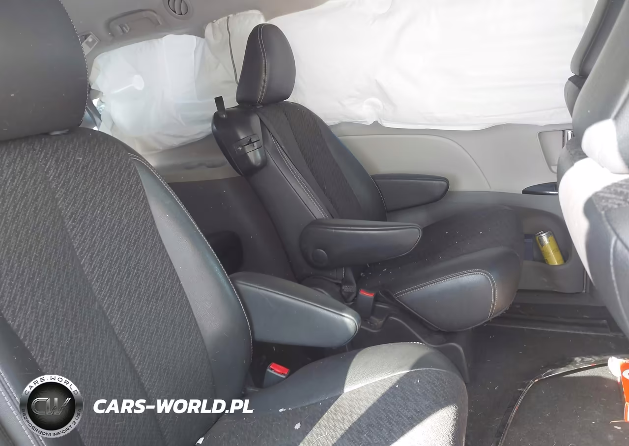 2011 Toyota Sienna Se VIN:5TDXK3DC5BS081561 - 8