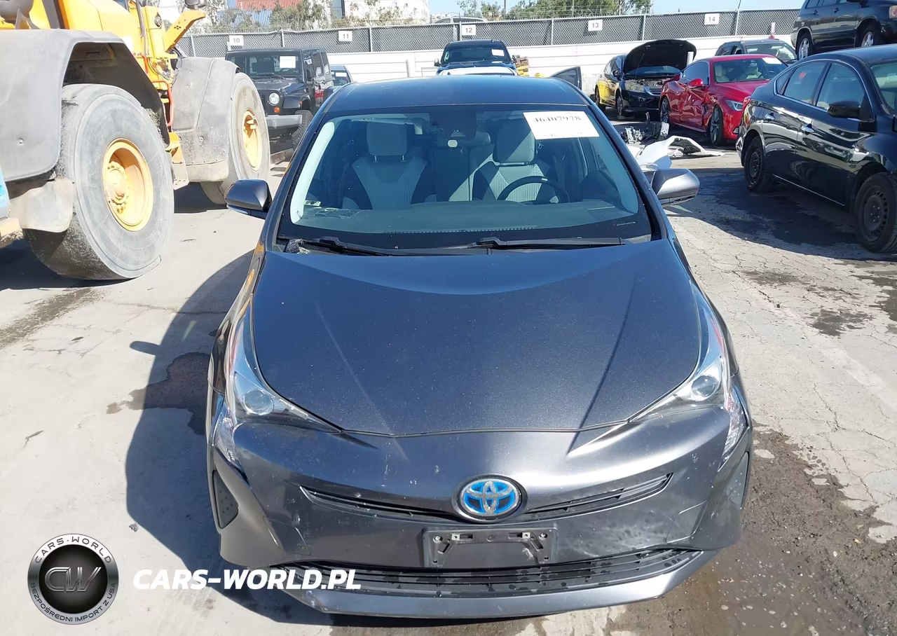2017 Toyota Prius Three VIN:JTDKARFU3H3030267 - 12