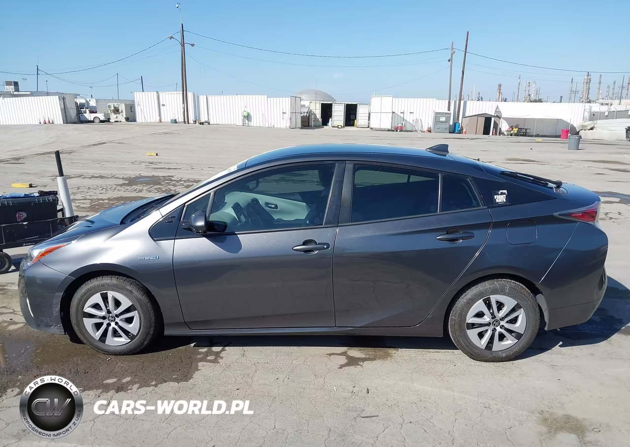 2017 Toyota Prius Three VIN:JTDKARFU3H3030267 - 14
