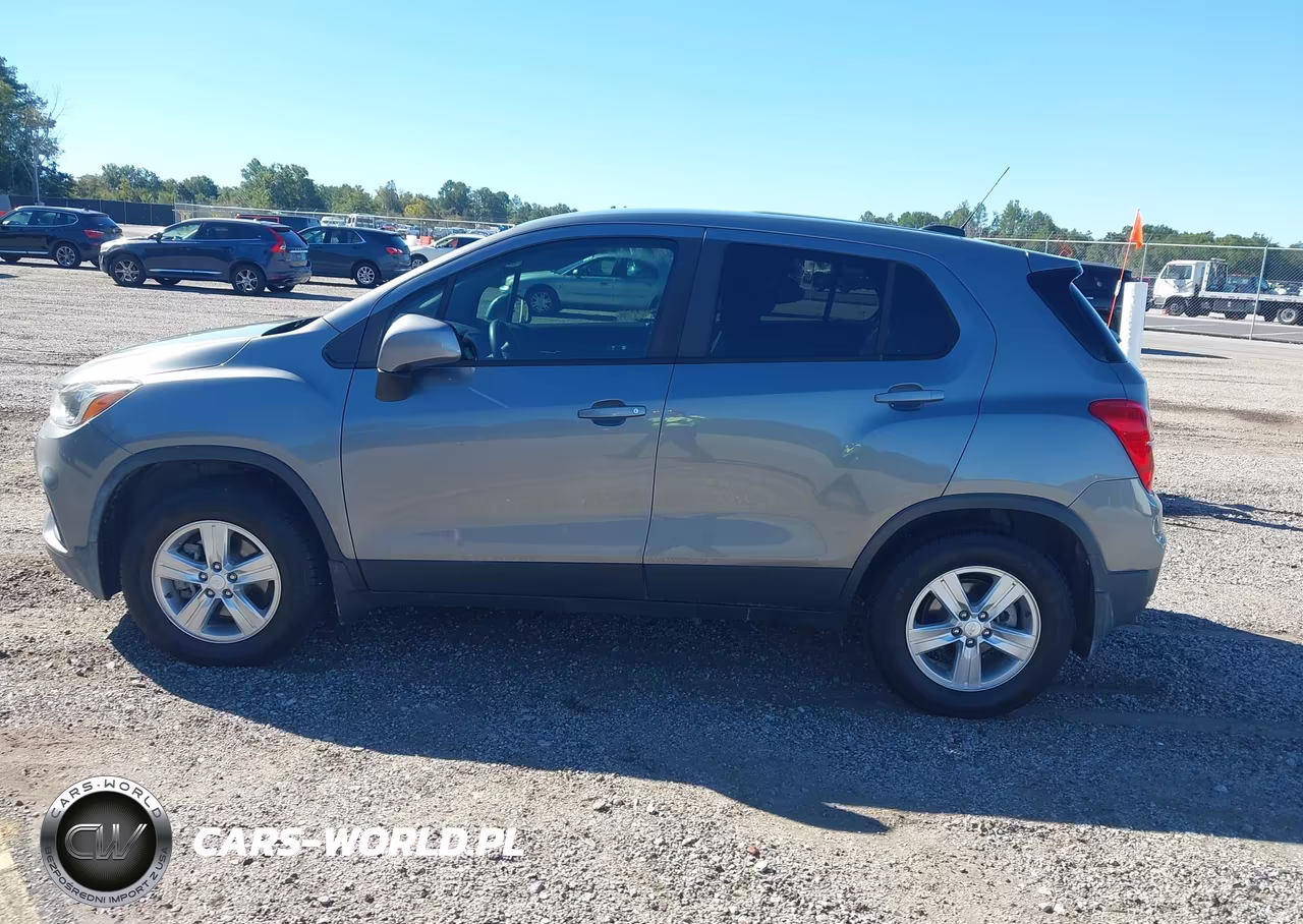 2020 Chevrolet Trax Awd Ls VIN:3GNCJNSBXLL214739 - 14