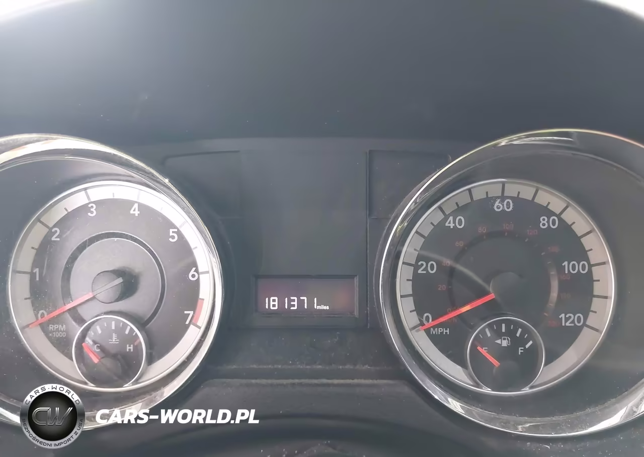 2015 Dodge Grand Caravan Sxt Plus VIN:2C4RDGCG4FR704827 - 7