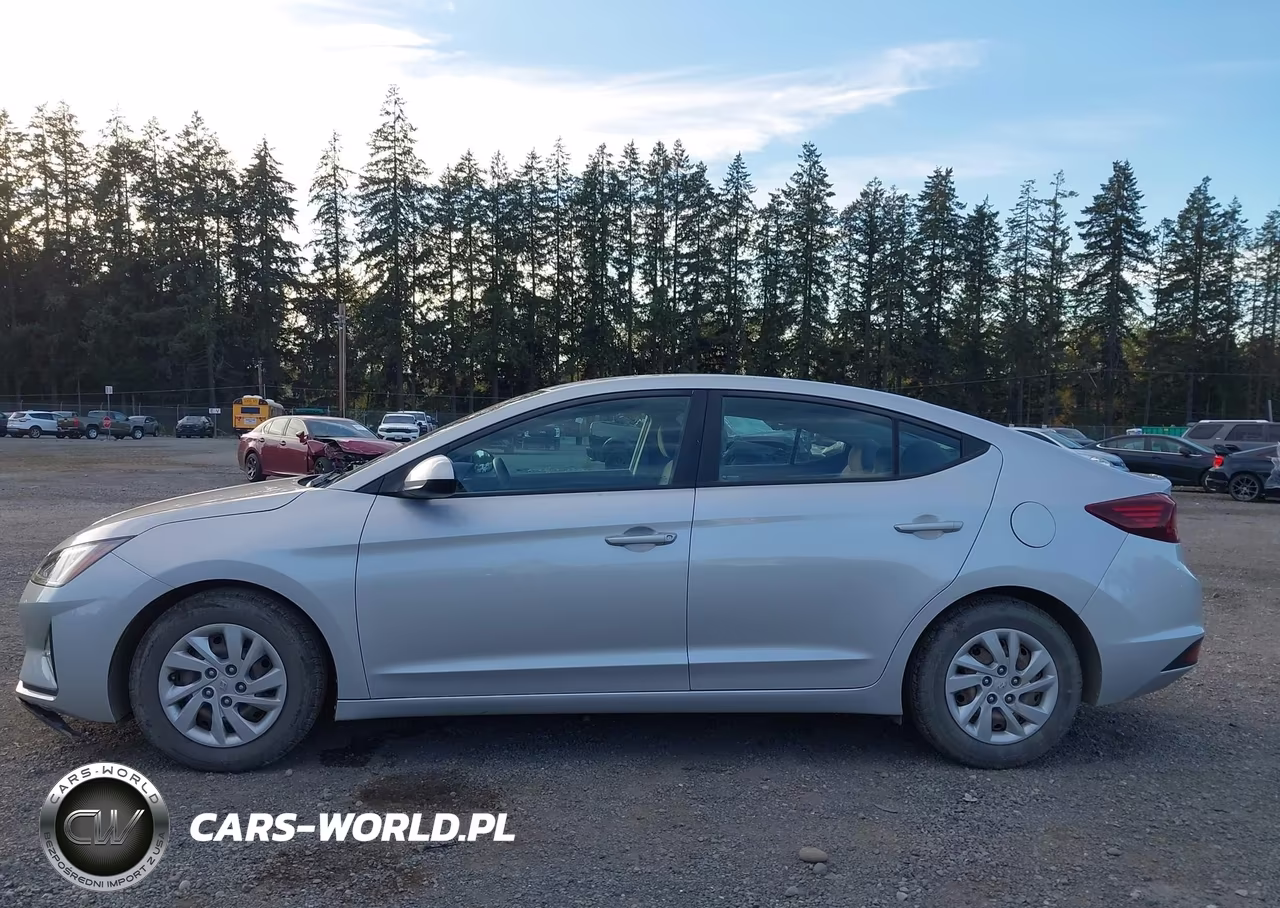 2019 Hyundai Elantra Se VIN:5NPD74LF2KH495358 - 14