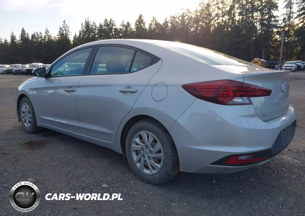 2019 Hyundai Elantra Se VIN:5NPD74LF2KH495358 - 3