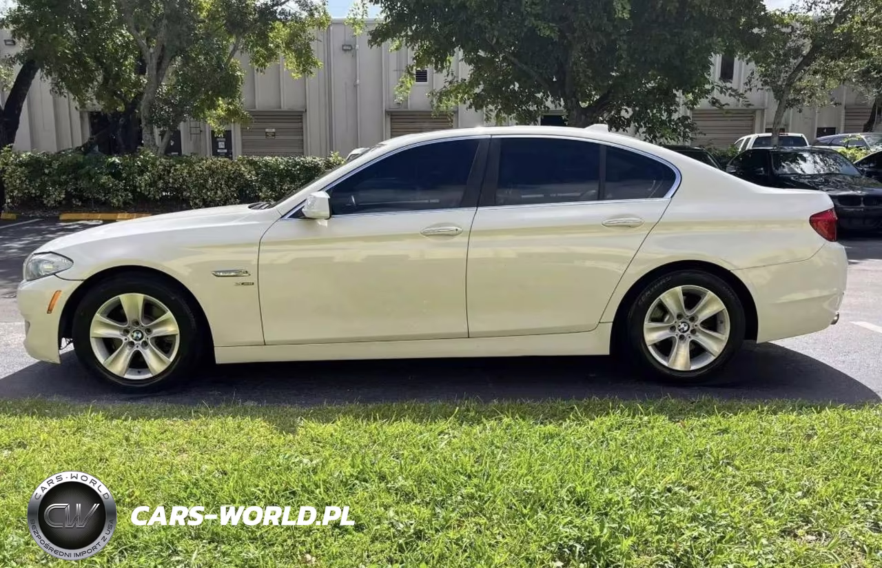 2012 BMW 528I xDrive VIN:WBAXH5C56CDW08613 - 12