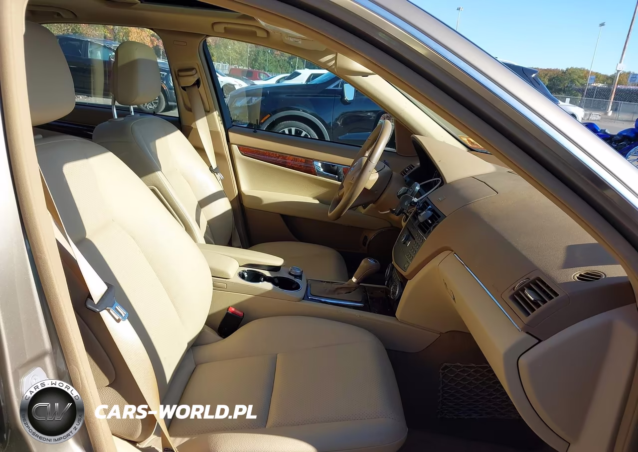 2008 Mercedes-Benz C 300 Luxury 4Matic-Sport 4Matic VIN:WDDGF81XX8F092370 - 5