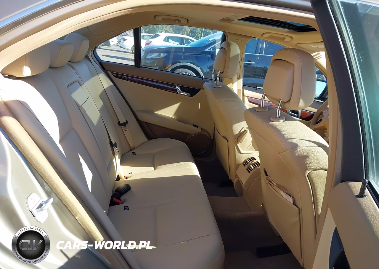 2008 Mercedes-Benz C 300 Luxury 4Matic-Sport 4Matic VIN:WDDGF81XX8F092370 - 8