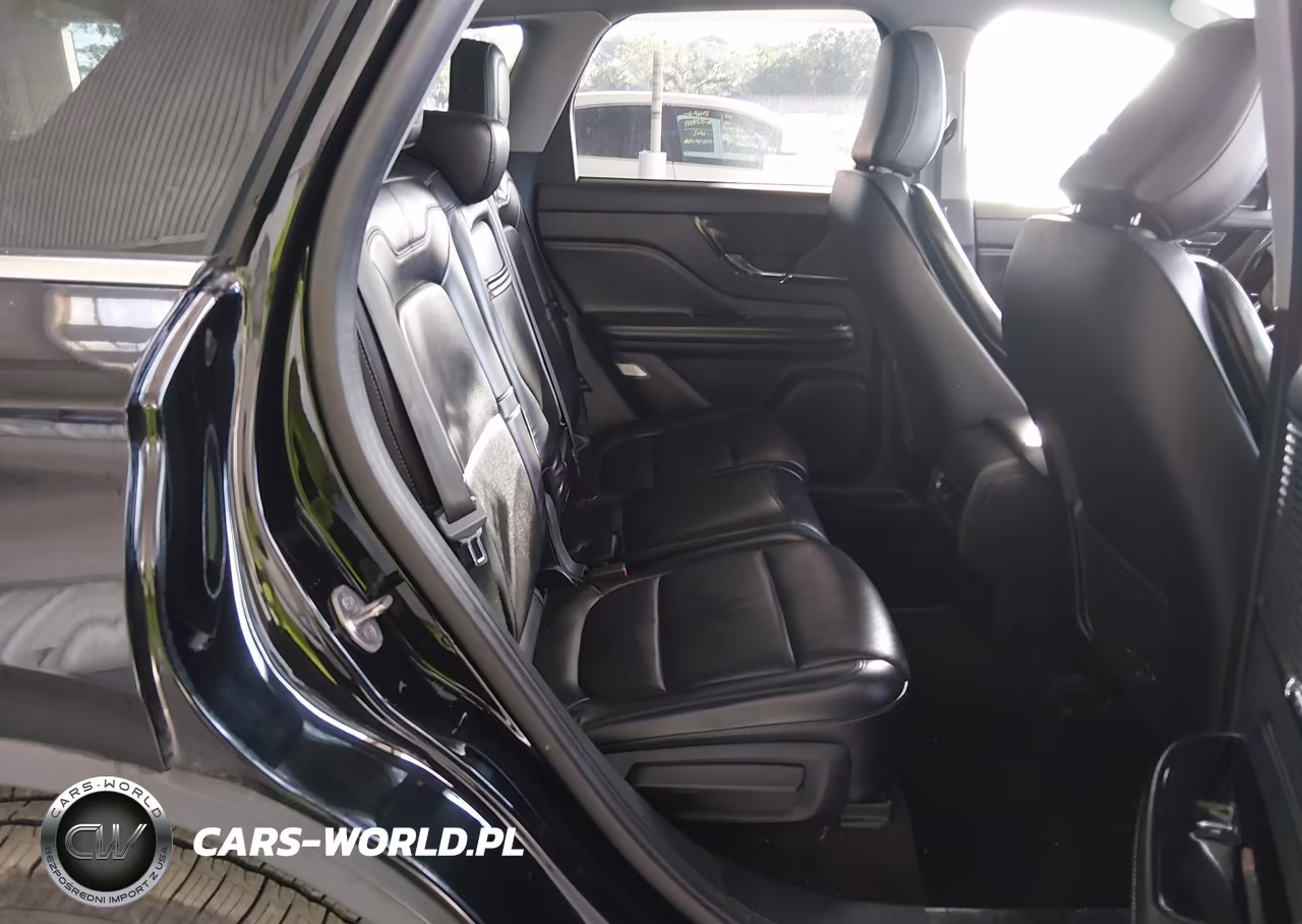 2021 Lincoln Corsair Standard VIN:5LMCJ1D98MUL08372 - 8