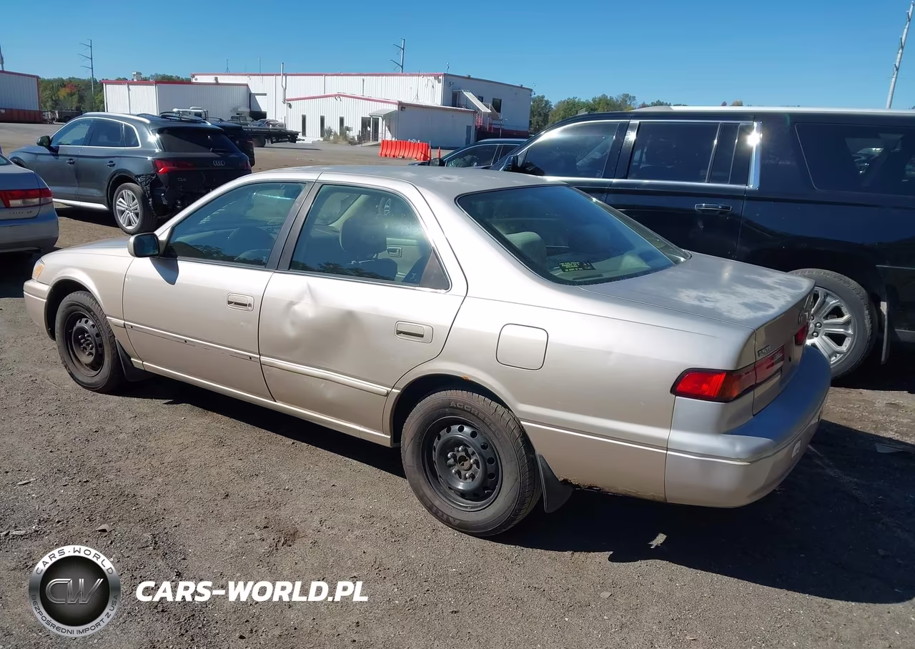 1998 Toyota Camry Le VIN:4T1BG22K1WU827260 - 3