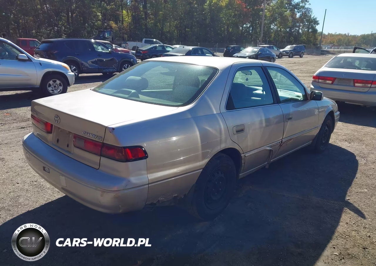 1998 Toyota Camry Le VIN:4T1BG22K1WU827260 - 4
