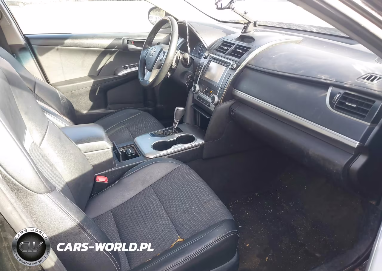 2014 Toyota Camry Se Sport VIN:4T1BF1FK2EU750548 - 5