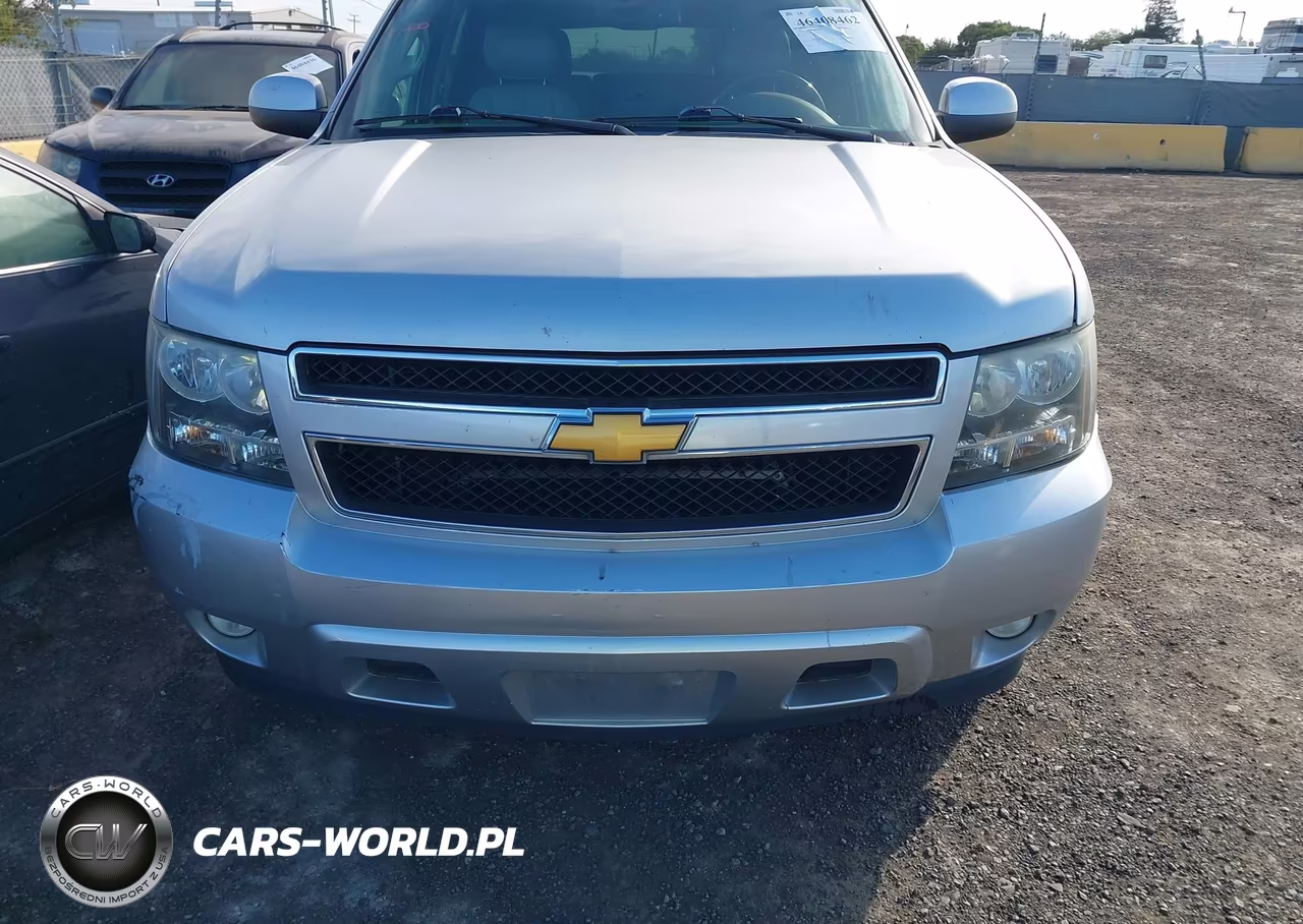 2014 Chevrolet Tahoe Lt VIN:1GNSCBE02ER244196 - 12