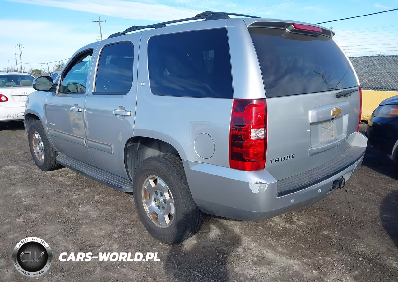 2014 Chevrolet Tahoe Lt VIN:1GNSCBE02ER244196 - 3