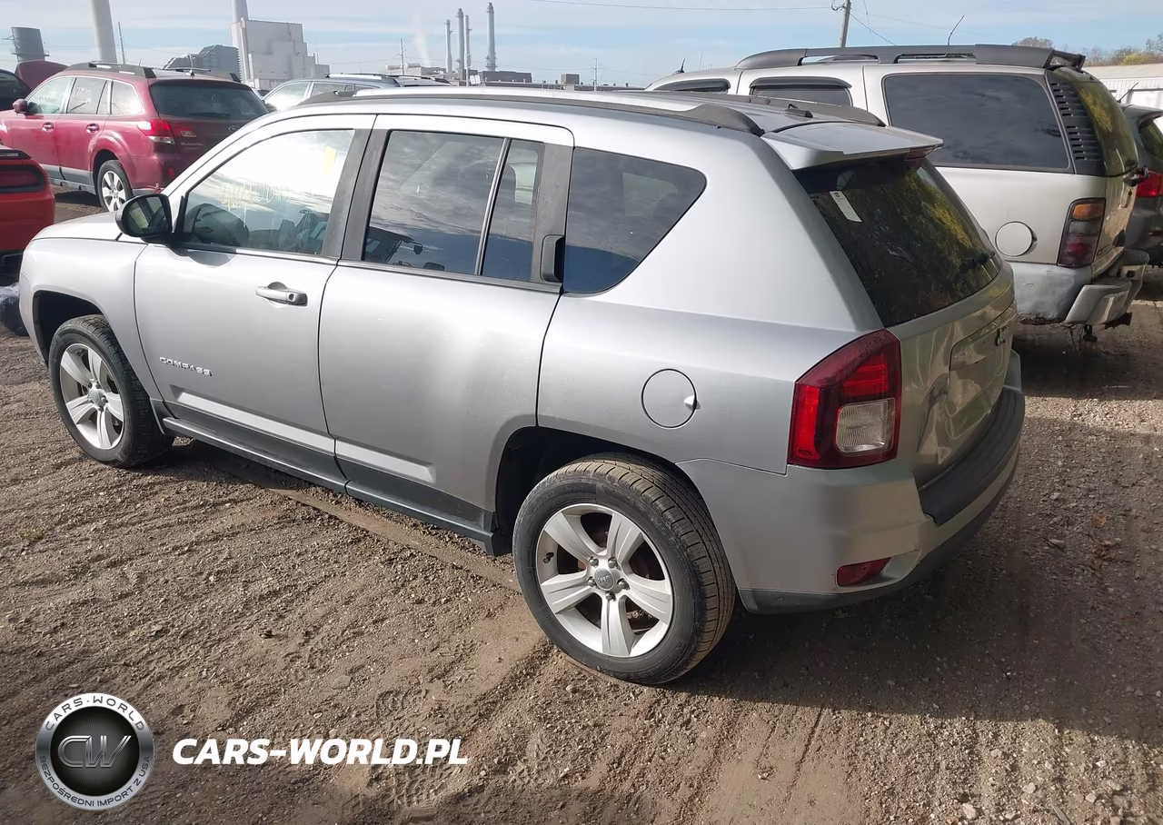 2016 Jeep Compass Sport VIN:1C4NJCBA7GD561020 - 3