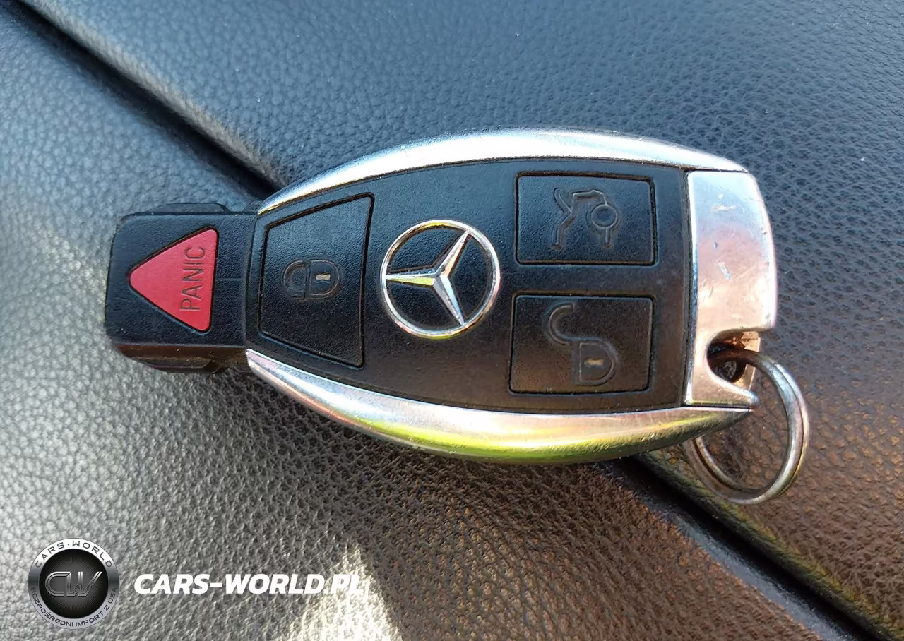 2011 Mercedes-Benz E 350 4Matic VIN:WDDHF8HB5BA300013 - 11