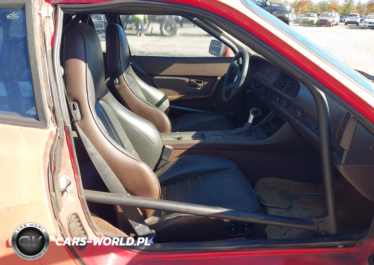 1986 Porsche 944 VIN:WP0AA0944GN451582 - 5