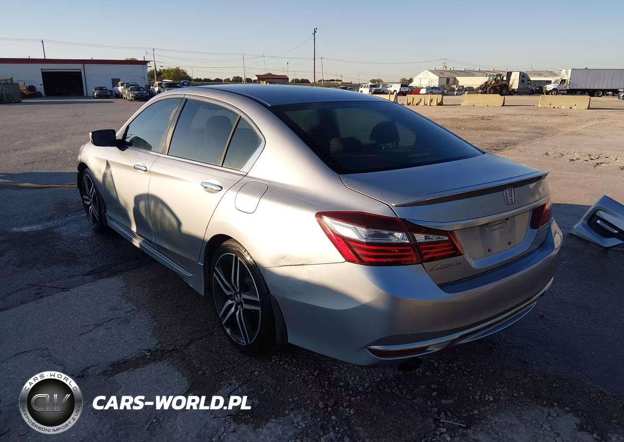 2017 Honda Accord Sport VIN:1HGCR2F58HA257903 - 3
