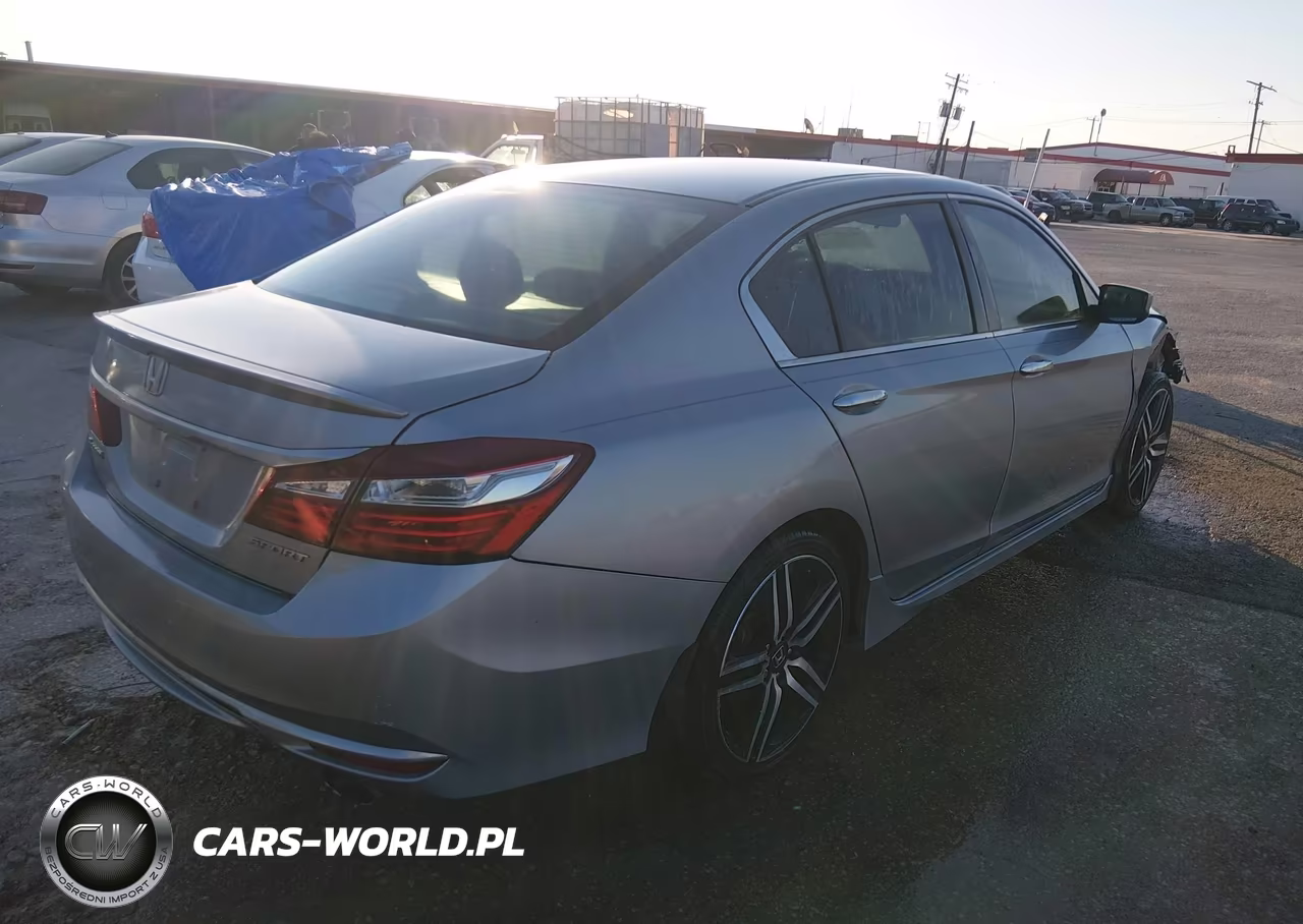 2017 Honda Accord Sport VIN:1HGCR2F58HA257903 - 4