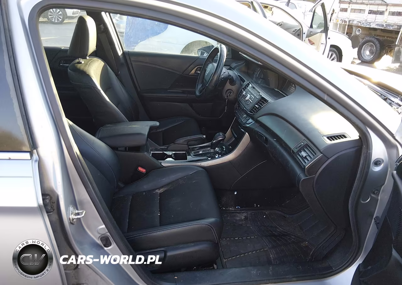 2017 Honda Accord Sport VIN:1HGCR2F58HA257903 - 5