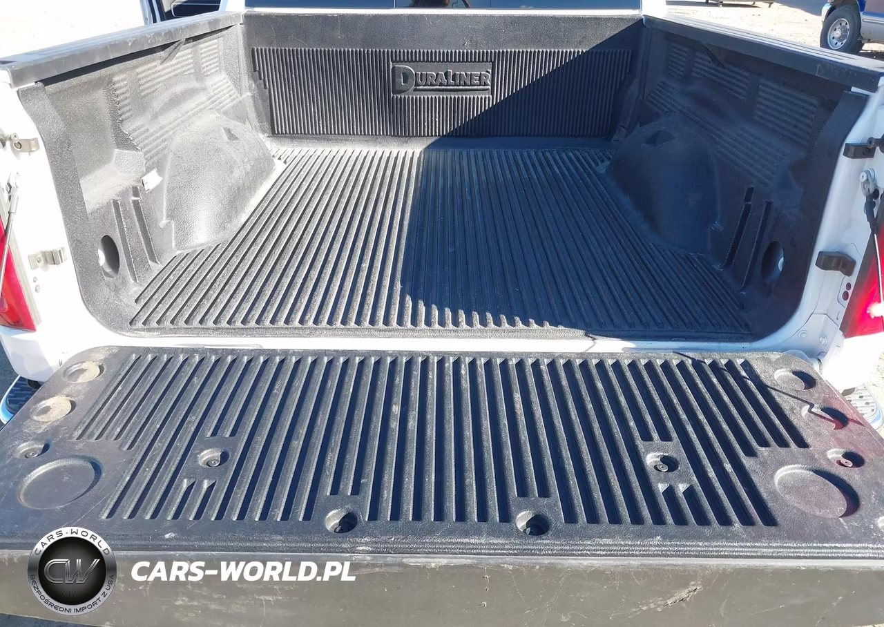 2026 Ram 1500 Laramie 4X4 5'7 Box VIN:3C6SRFJP8T4168362 - 12