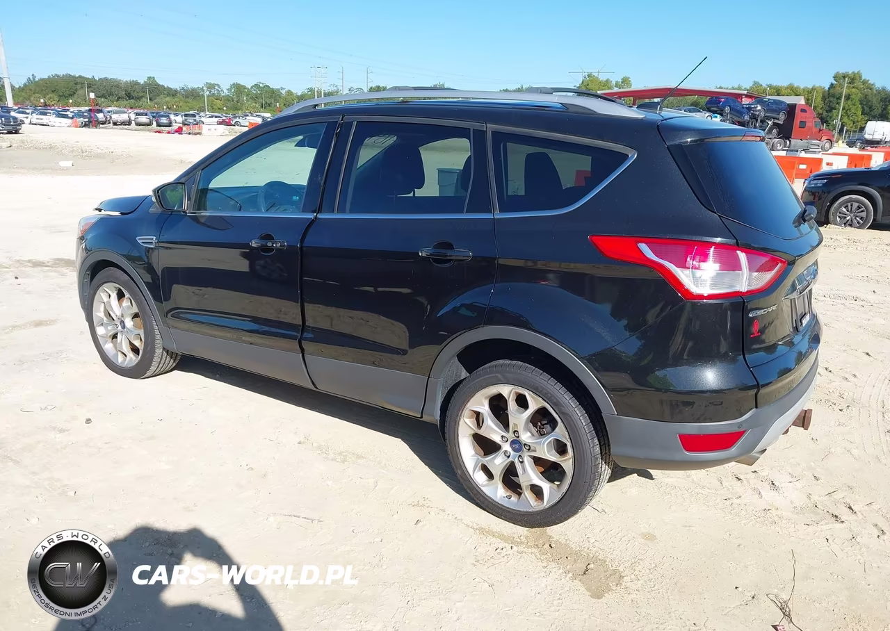 2015 Ford Escape Titanium VIN:1FMCU9J95FUB90121 - 3