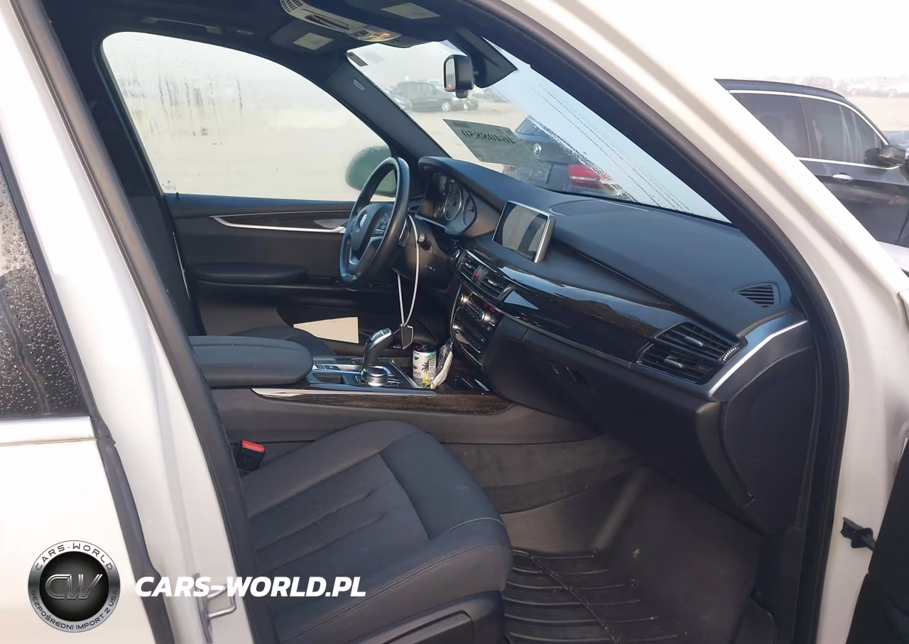 2018 BMW X5 xDrive35I VIN:5UXKR0C51J0X88678 - 5