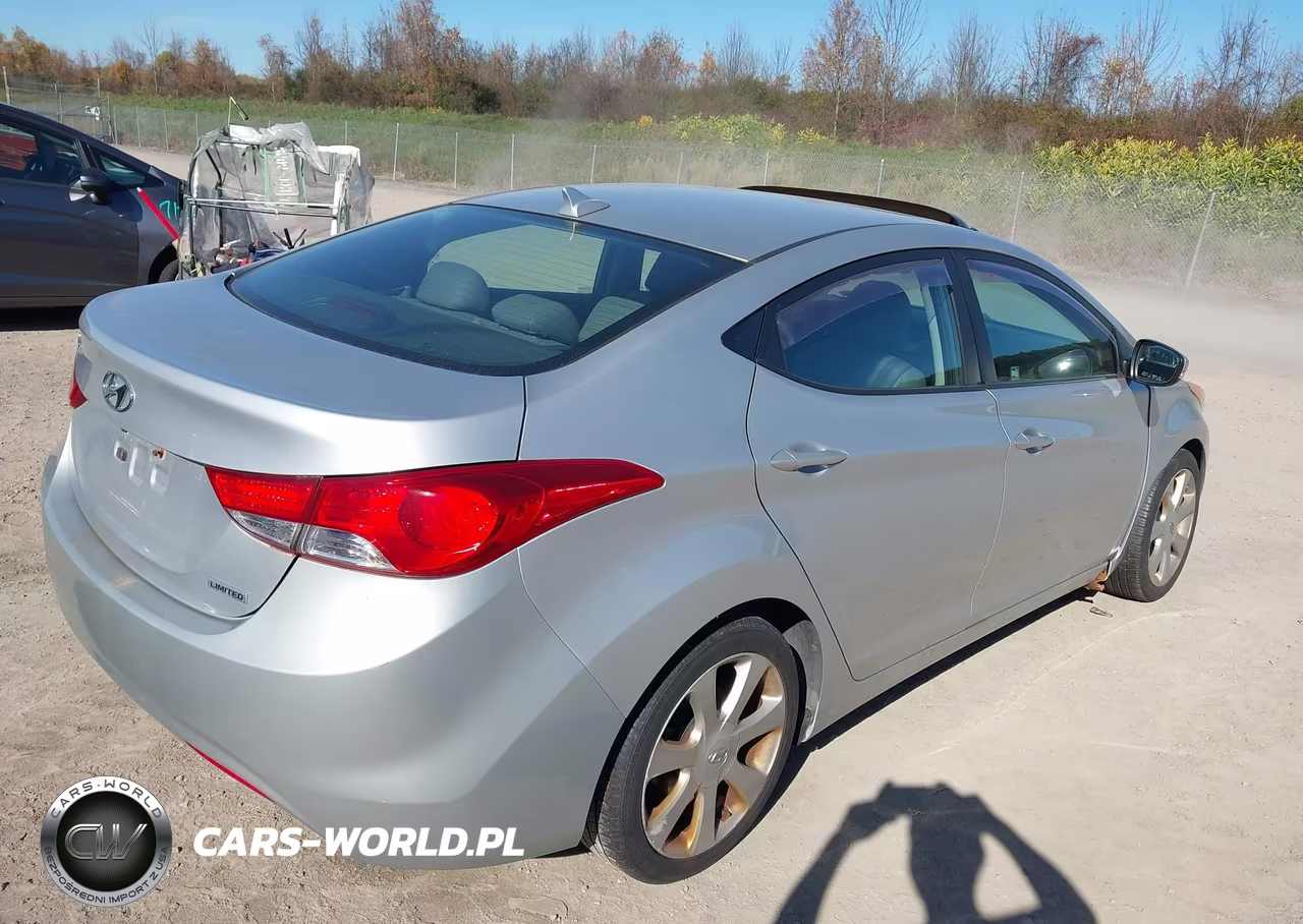 2013 Hyundai Elantra Limited Pzev VIN:5NPDH4AEXDH198395 - 4
