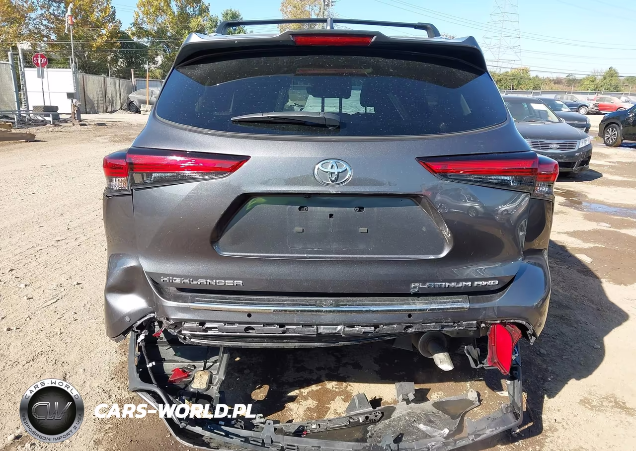 2022 Toyota Highlander Platinum VIN:5TDFZRBH1NS227998 - 16