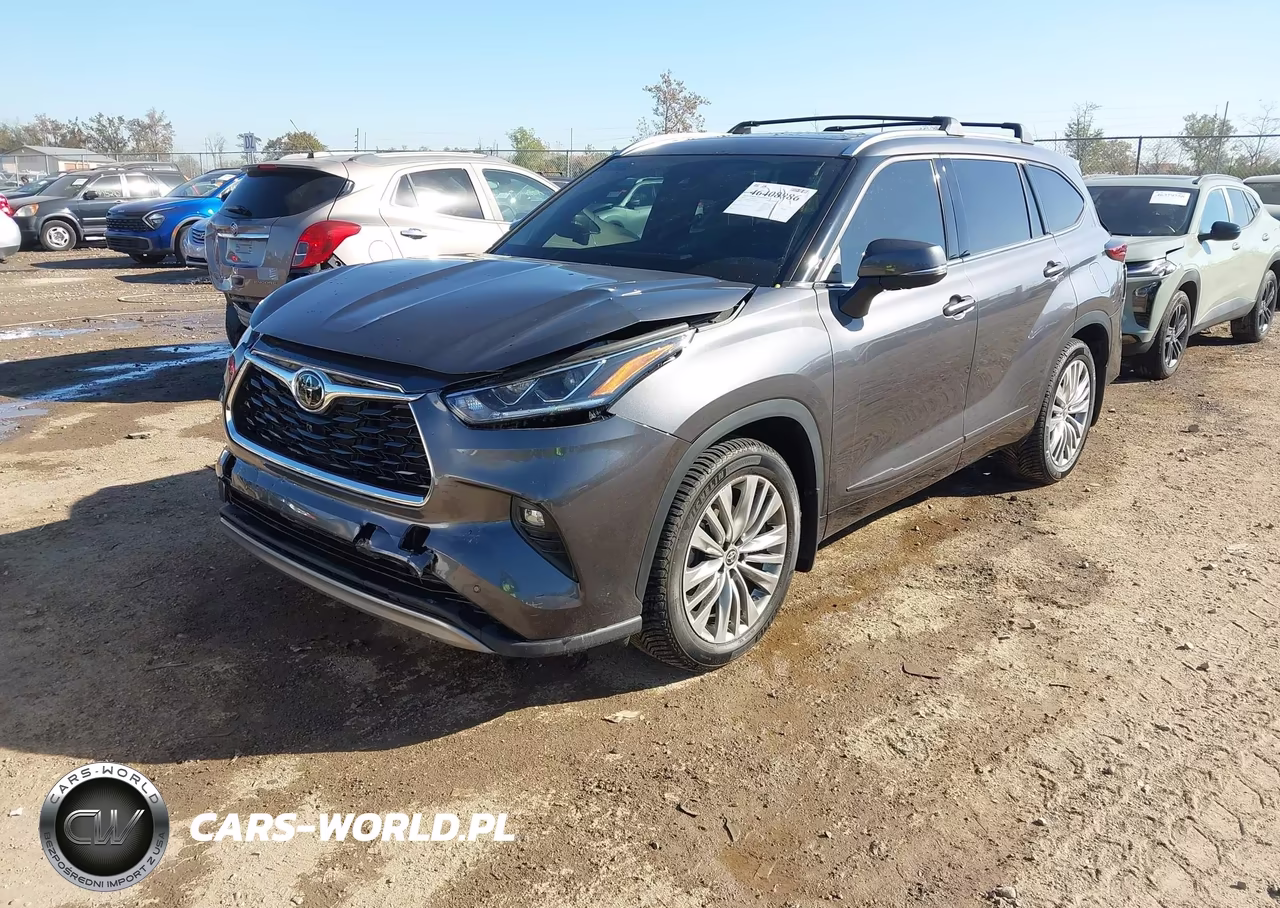 2022 Toyota Highlander Platinum VIN:5TDFZRBH1NS227998 - 2