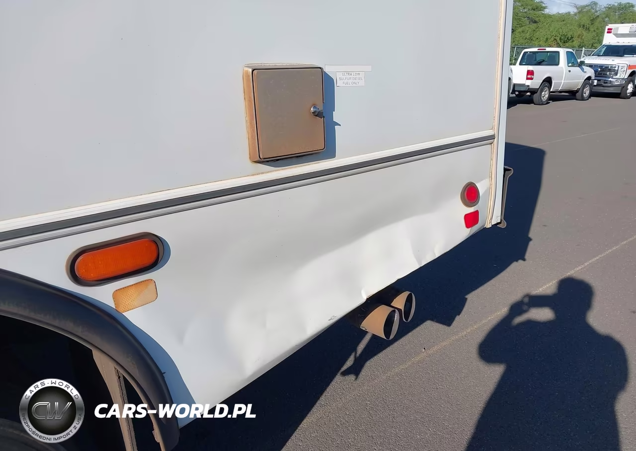 2017 Ford F-450 Chassis Xl VIN:1FDAF4GT8HEF23030 - 12