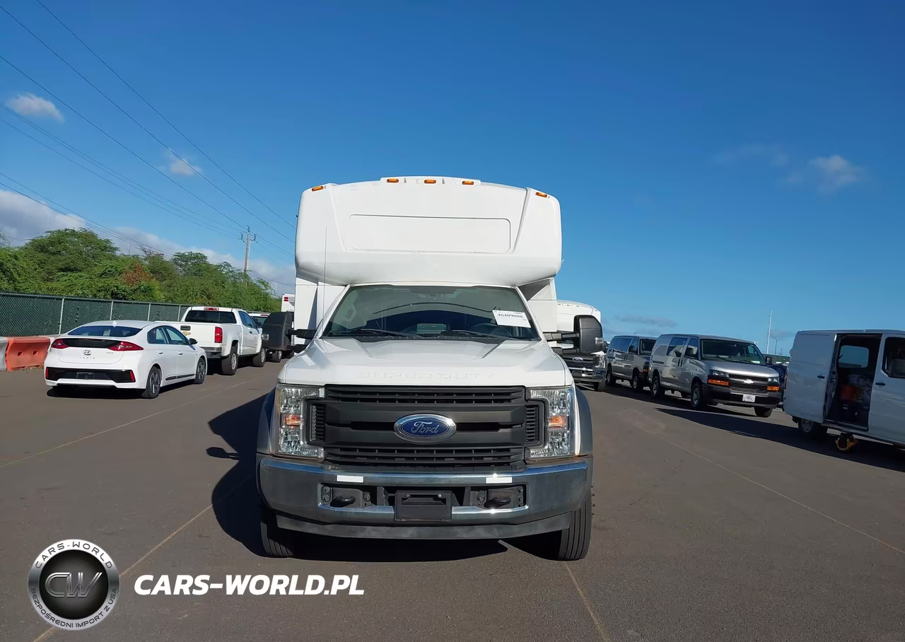 2017 Ford F-450 Chassis Xl VIN:1FDAF4GT8HEF23030 - 15