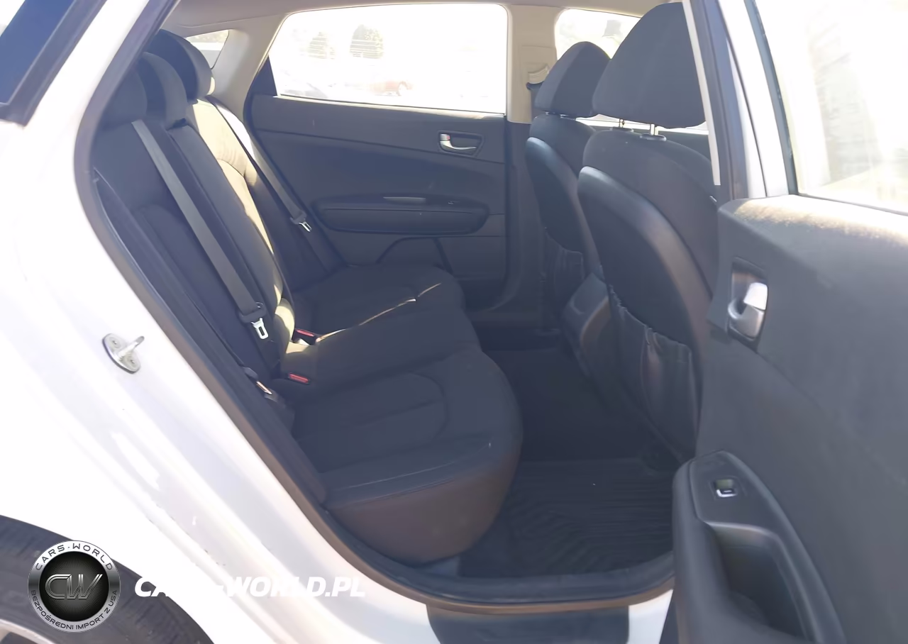 2017 Kia Optima Lx VIN:5XXGT4L36HG161966 - 8