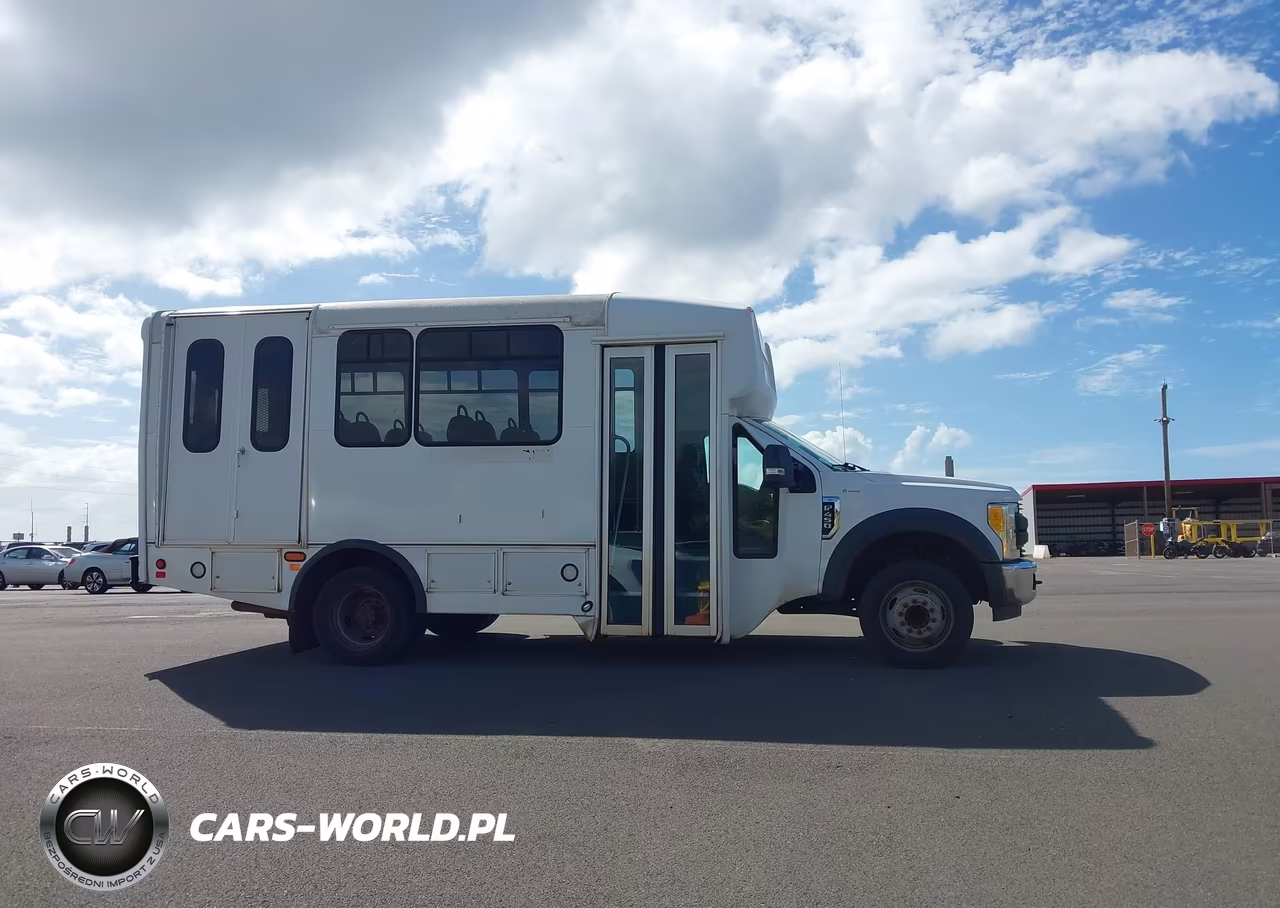2017 Ford F-450 Chassis Xl VIN:1FDAF4GT9HEF24106 - 17